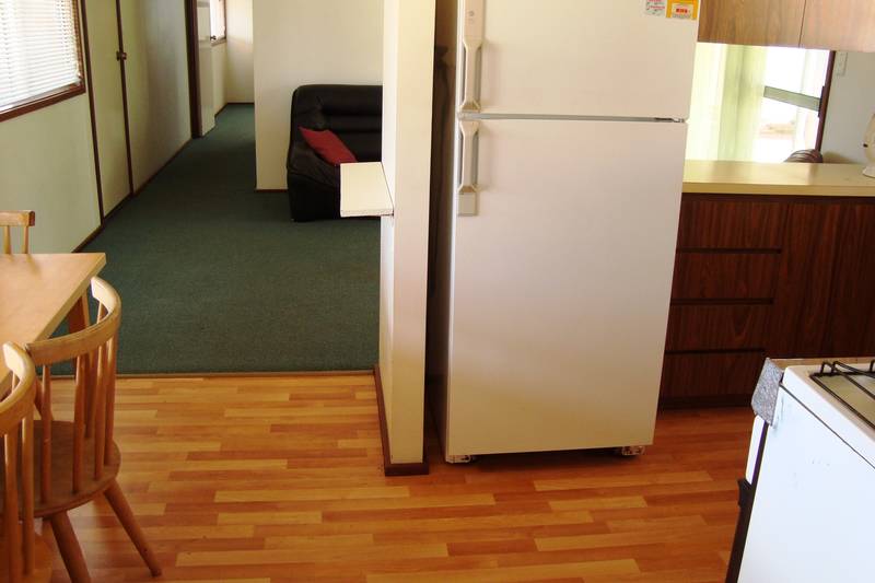 LOW MAINTENANCE
-
LOW STRESS Picture 3