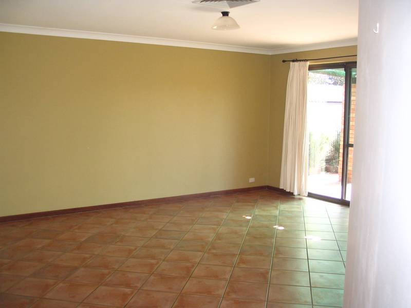 Quiet & Peaceful Location Picture 3