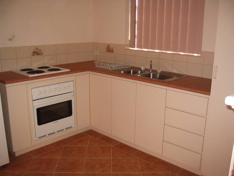 SECURE COMPLEX Picture 2