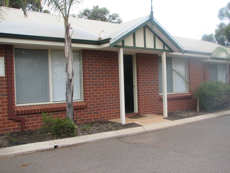 Furnished Unit Close to Town Picture 1