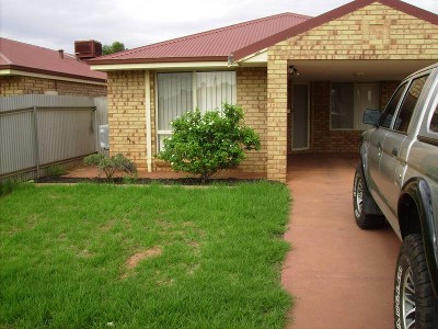 COMFORTABLE & ATTRACTIVE Picture