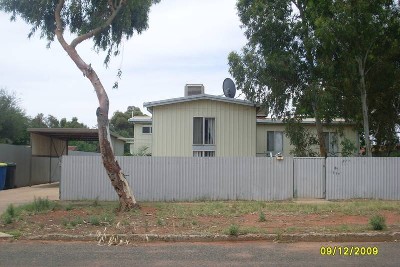 Older Style Home On A Quiet Street In Boulder Picture