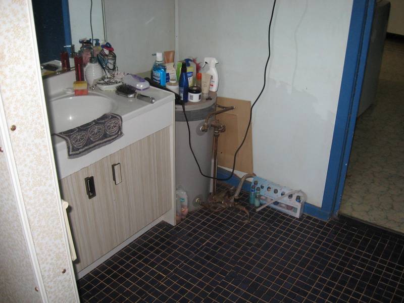 Renovators Dream House! Picture Renovators Dream House! Picture