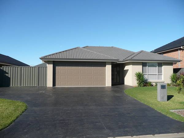 A Place With Space! Picture 1