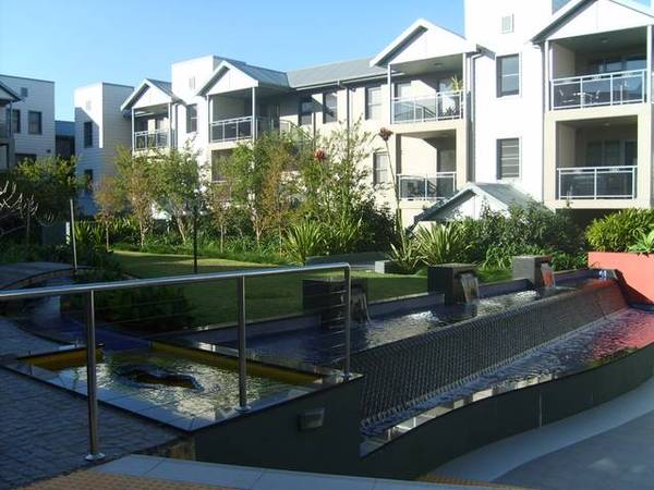 Modern and Stylish Living- Fully Furnished Picture 1