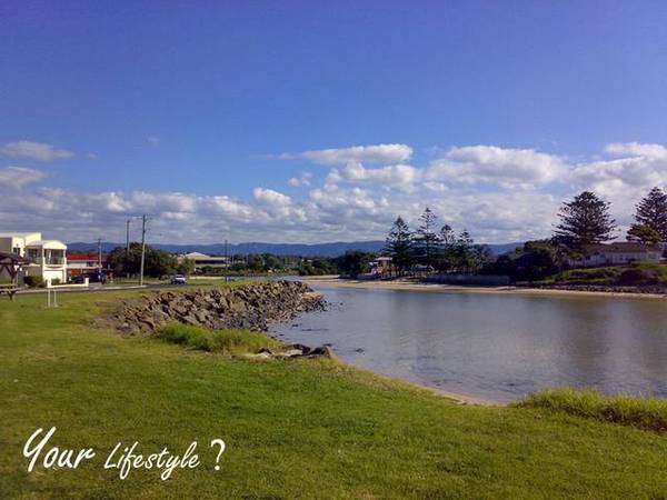 Charming 3 Bedroom Home Picture