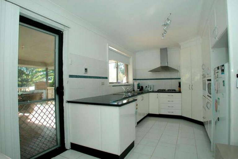 Stylishly Appointed 3 Bedroom Brick Home in Peaceful & Quiet Location Picture 2