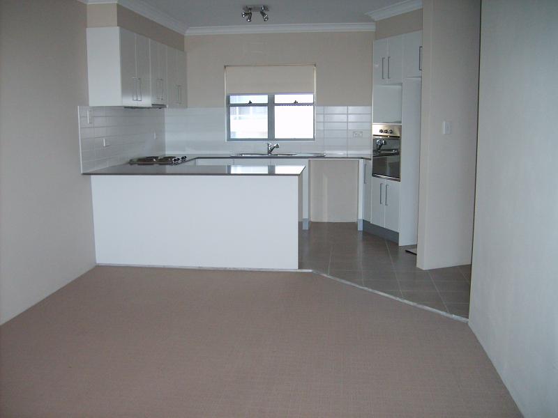 Modern Living With Fabulous Views! Picture 3