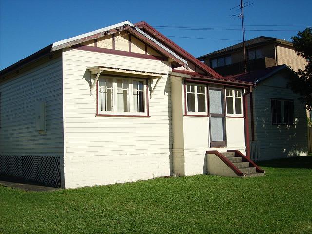 Great Package At A Great Price! Don't Miss This! Picture 1