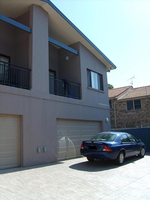 Shellharbour Village Modern Beauty! Picture 2