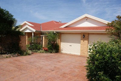 Comfortable Modern Living Picture