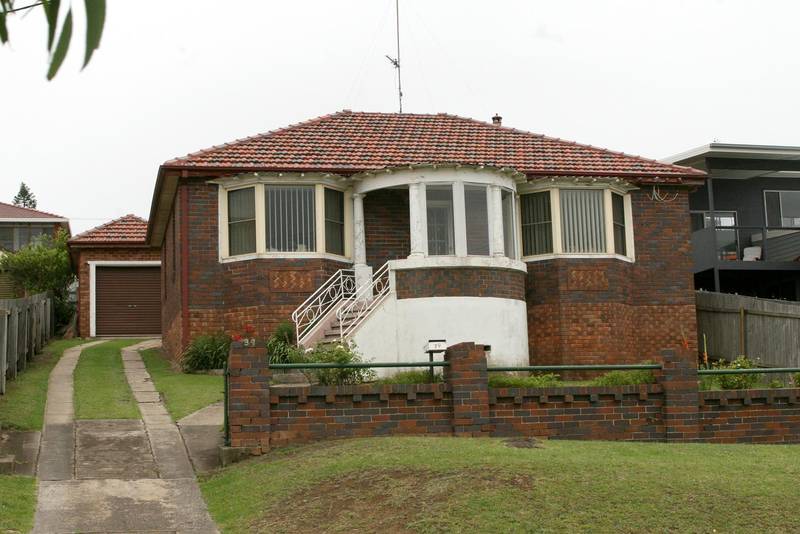 Great First Home Or Investment Picture 1