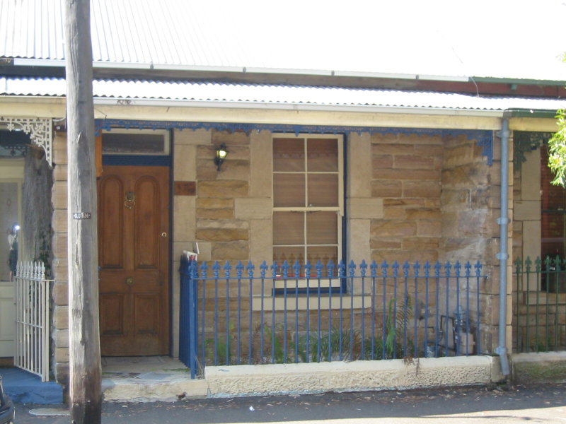 Two Bedroom Sandstone Terrace Picture 2