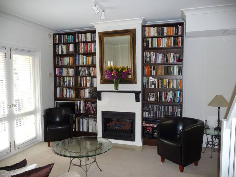 DEPOSIT TAKEN Delightful Townhouse in perfectly quiet position. Picture 3