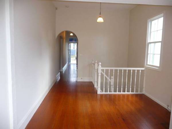 Fantastic 2 Bedroom Semi Picture