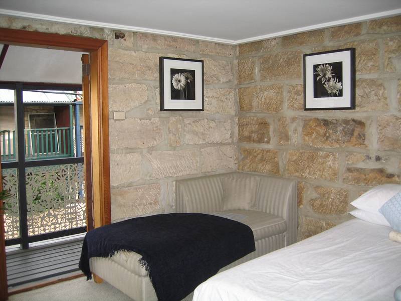 Sandstone Terrace close to foreshore of Mort Bay Picture