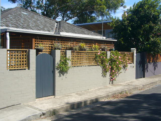 Exceptional 'Dual Residences' + Double Garage, Two street frontages or convert to superb home Picture 1