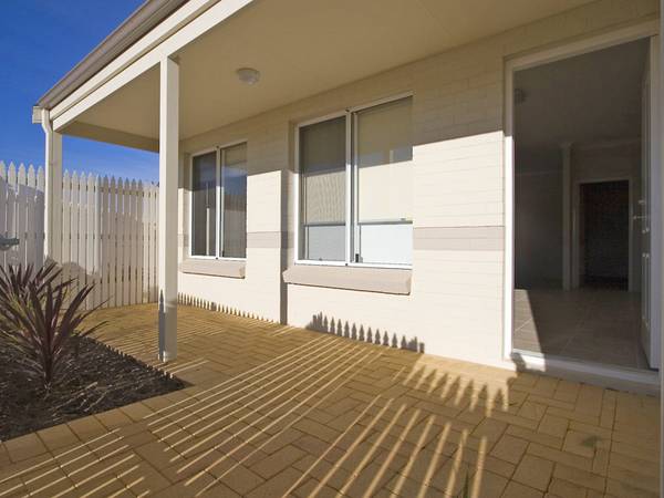 MAGIC COTTAGE Picture 2