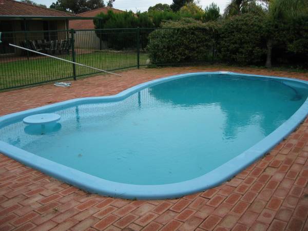 BRAND NEW LISTING Picture 3