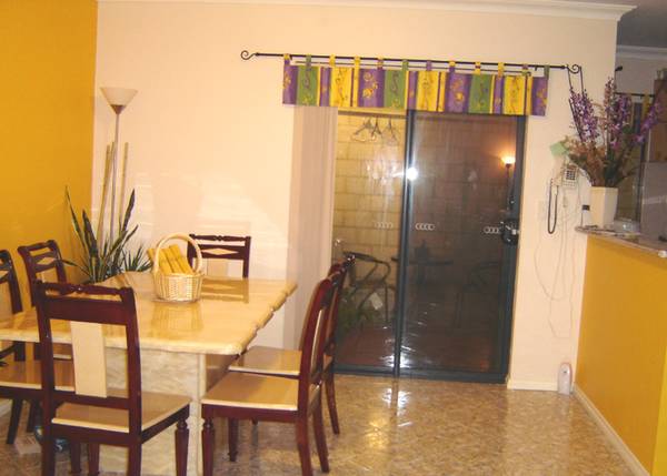 NEW TO MARKET Picture 2