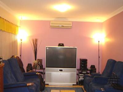 NEW TO MARKET Picture