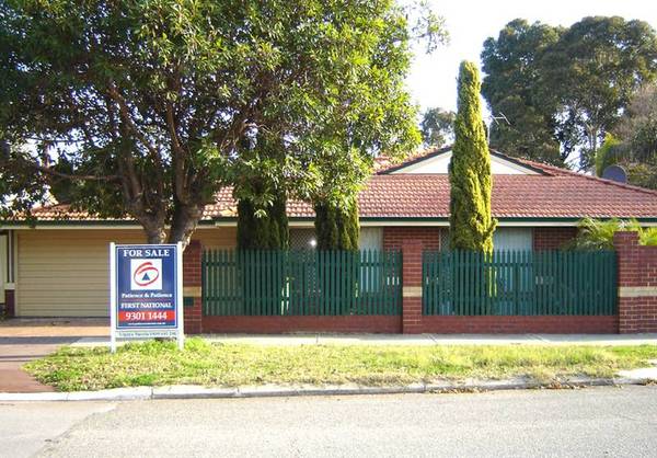 NEW TO MARKET! Picture 1