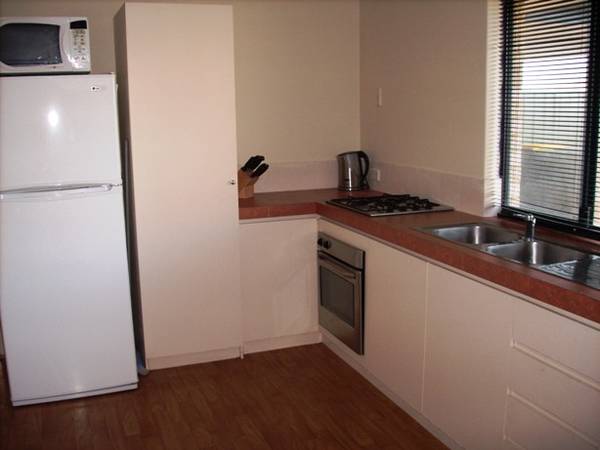 Neat & Cosy Picture Neat & Cosy Picture