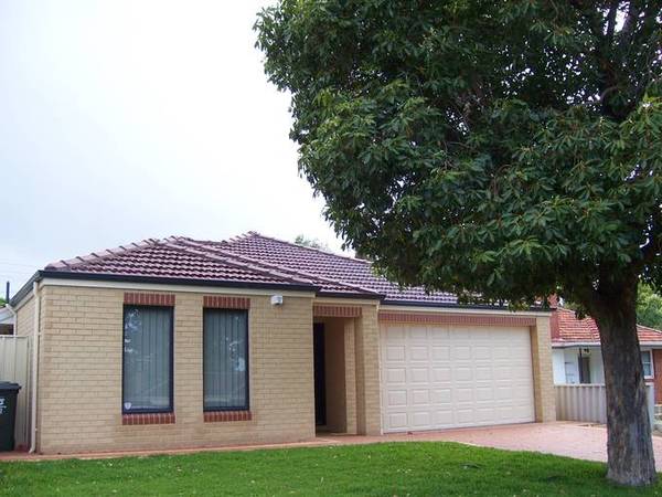 Good size 3 x 2 Picture 1