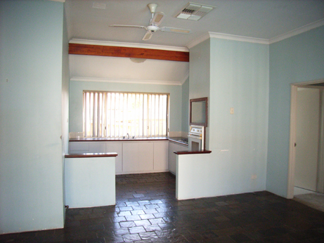 4 X 2 + POOL = VALUE Picture