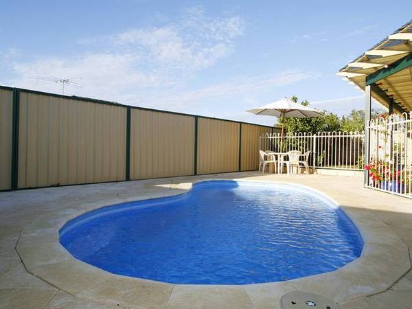 PICTURE PERFECT Picture