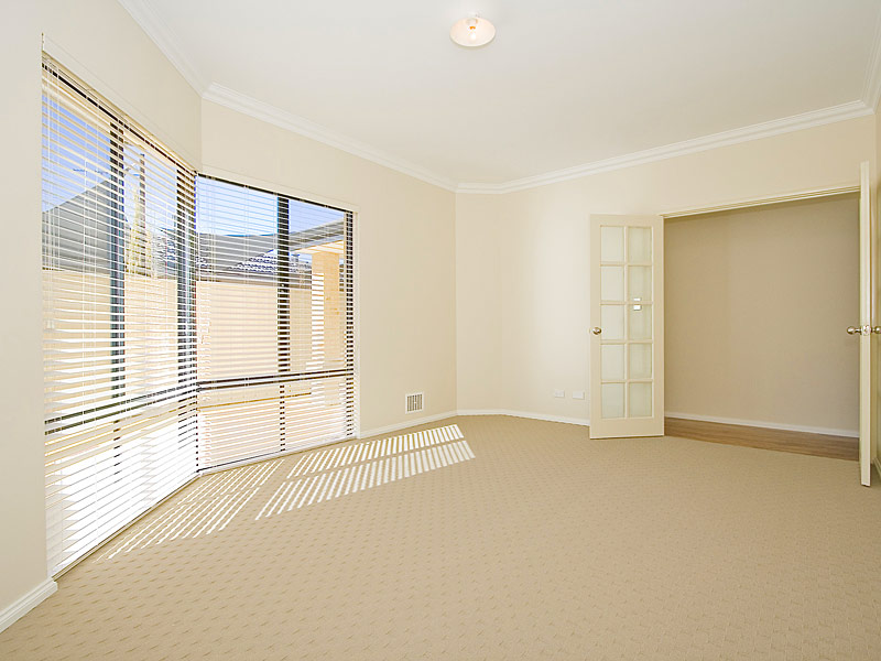 BRAND NEW AIRCONDITIONED HOME Picture