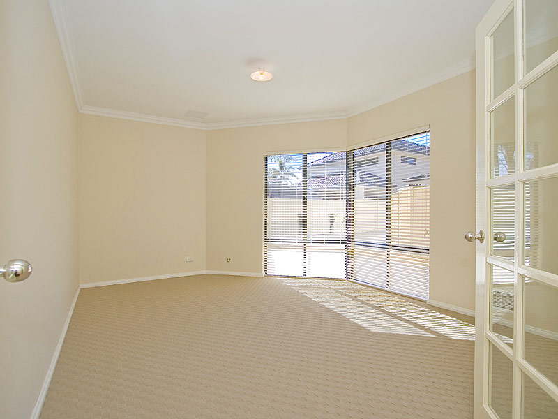 BRAND NEW AIRCONDITIONED HOME Picture