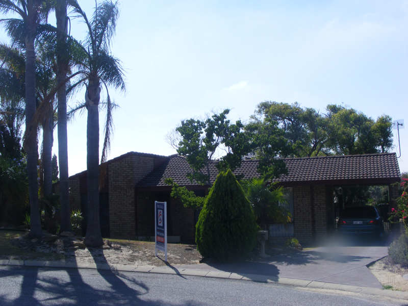 LOCATION, LOCATION Picture 1