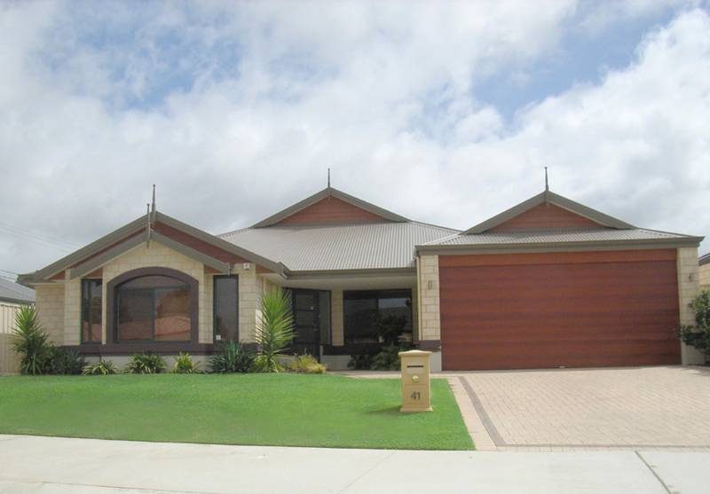 WOW FACTOR!!! Picture 1