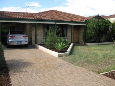 FANTASTIC LOCATION Picture