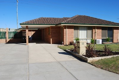 Rear Modern Duplex - Easy Care Picture