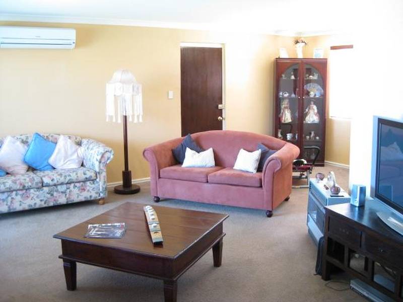 KINROSS'S BEST BUY! Picture 3