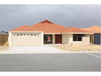 BRAND SPANKING NEW & HUGE! Picture BRAND SPANKING NEW & HUGE! Picture