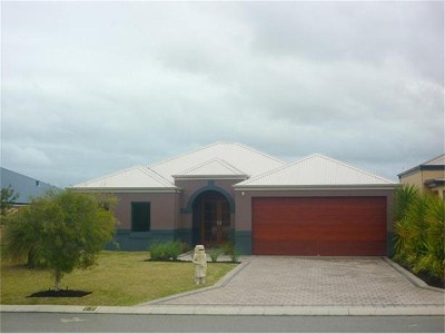 SIMPLY STUNNING! Picture