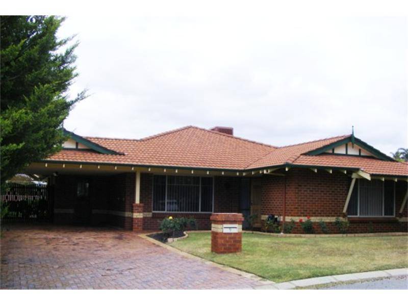 CUL-DE-SAC LOCATION! Picture 1