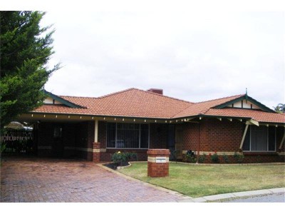 CUL-DE-SAC LOCATION! Picture