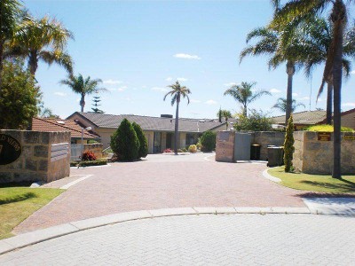 IDEAL OVER 55'S VILLA! Picture