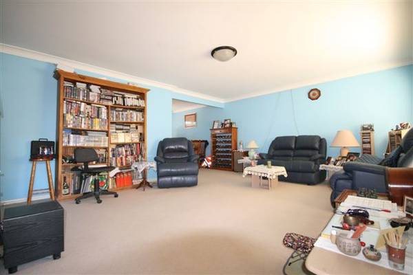 QUIET LOCATION Picture 3