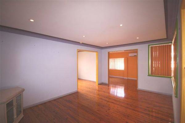 GREAT LOCATION Picture 2