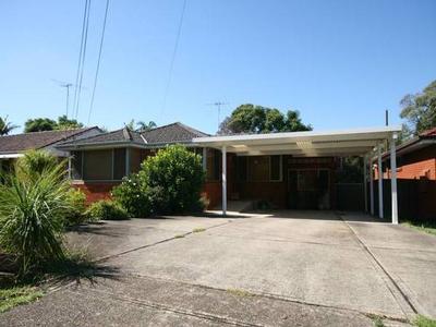 GREAT LOCATION Picture