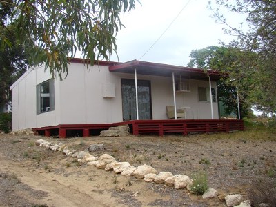 Great Getaway - Short Walk to Riverfront Picture