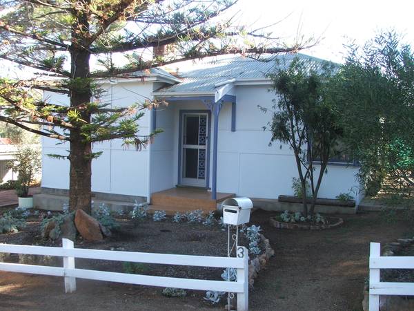 Corner Position - Cottage Home - 2 Titles Land Picture 1