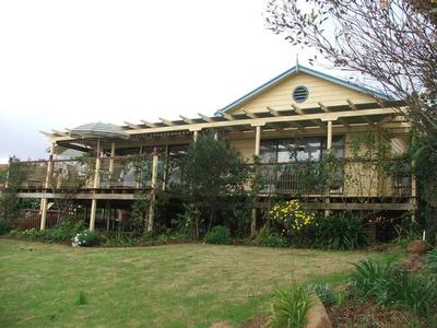 A Wonderful Home To Live In River Views Picture