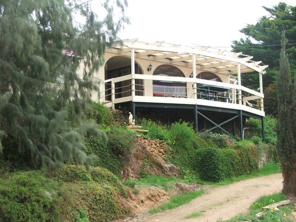 Prime Position - close to Riverfront & Main Street Picture 1