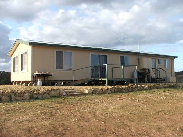 Live on Top of the World - Now's your Chance! Picture 2